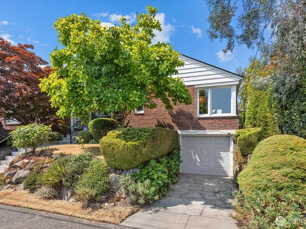 8327 24th Avenue NW, Seattle, WA 98117