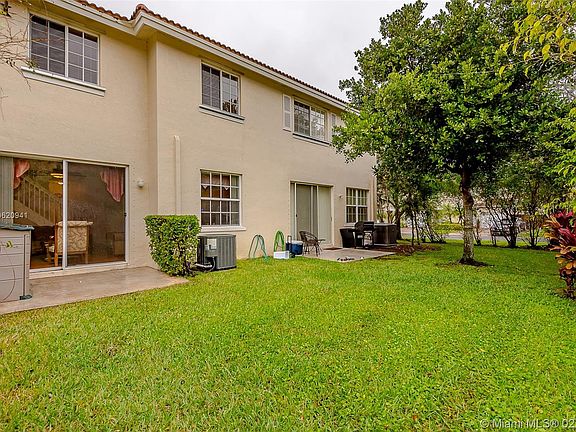 4th image of 4080 NW 91st Ter
