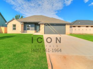 8429 Stonewood Dr, Oklahoma City, OK 73135