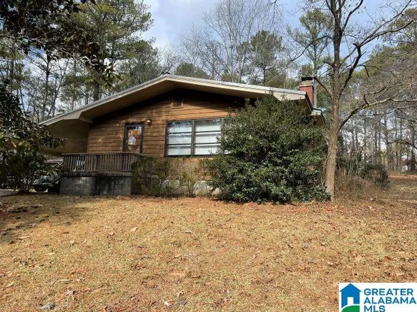 3723 Francis Dr SE, Bessemer, AL 35022