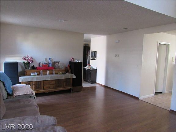 3rd image of 2734 Pavero Way