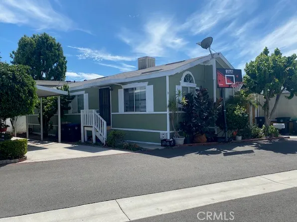 138 E Balboa Ln, Tustin, CA 92780