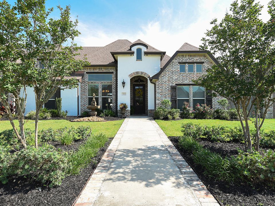 1st image of 204 Mandavilla Way