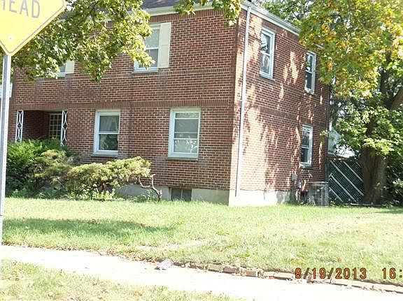 3rd image of 1422 Amberley Dr