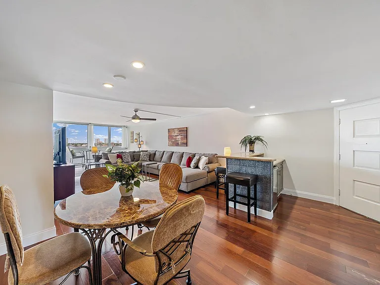 301 Lake Shore Dr #802 — Photo 13