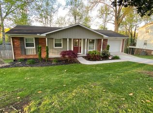 1151 Emerald Rd, Charleston, WV 25314