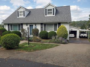 1229 Morningside Dr, Fairmont, WV 26554