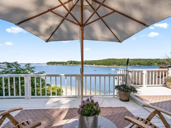 575 Mckinley Terrace, Centerport, NY 11721