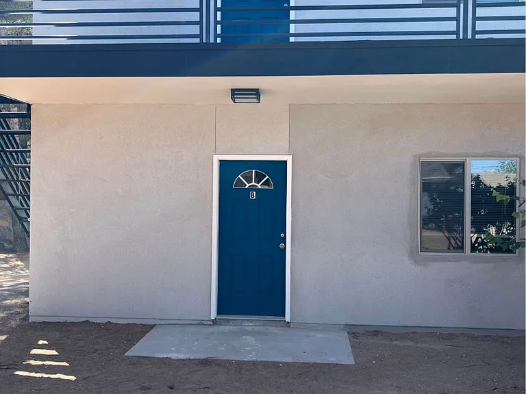 14640 Pasaje Pl — Photo 5
