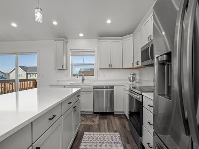 114 Mulberry Loop NE, Minot, ND, 58703