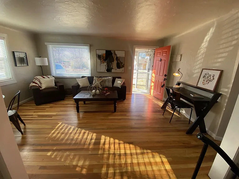 4616 S Logan St — Photo 21