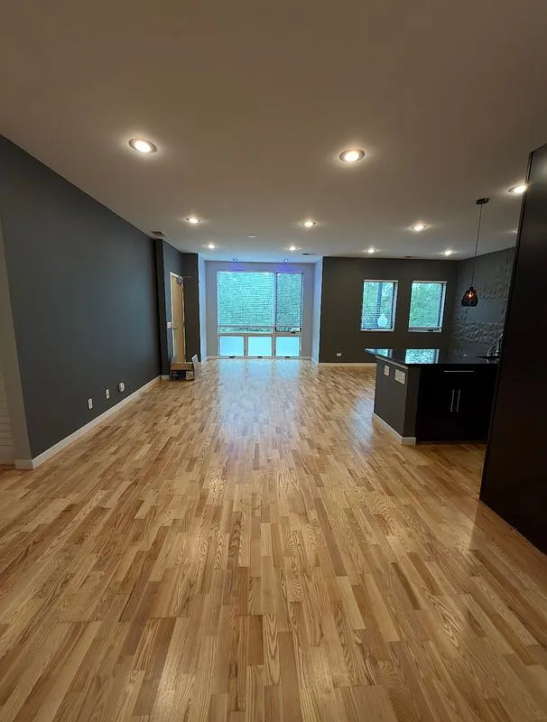 2 bed, 2.0 bath, 1392 sqft, $2,750 — Photo 3