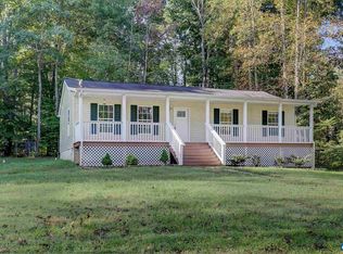 1362 Peach Grove Rd, Louisa, VA 23093