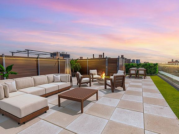2nd image of 171 W 131st St Unit Penthouse 9