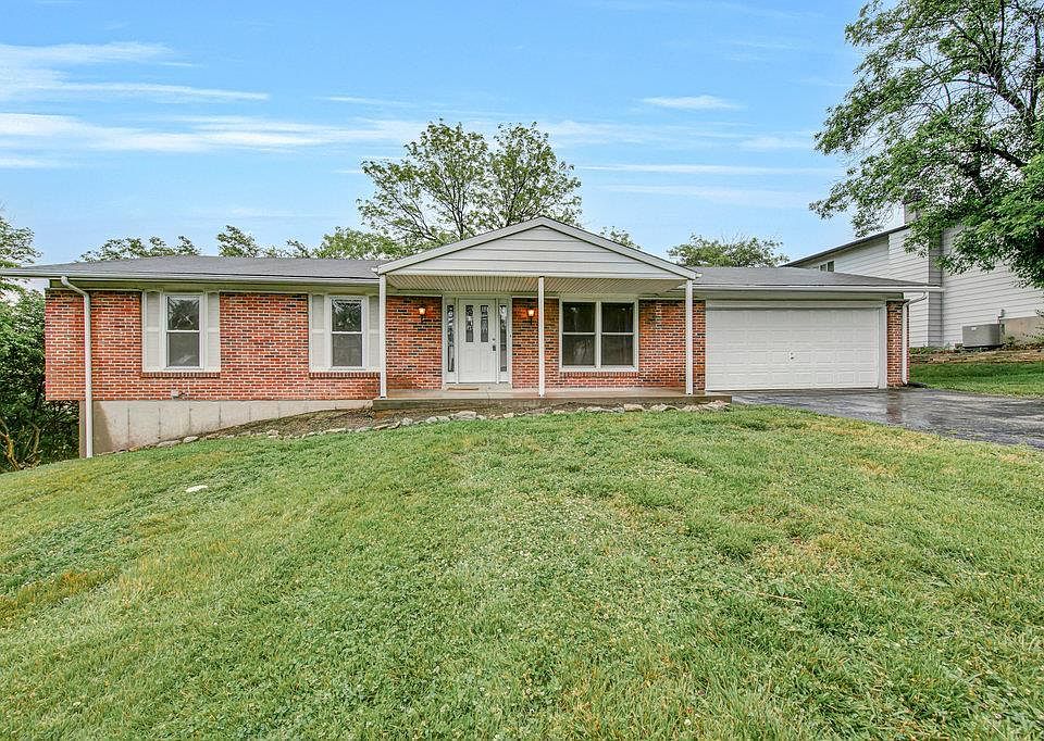 1st image of 11155 De Malle Dr