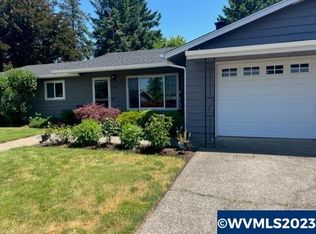 1150 SW 1st Ave, Mill City, OR 97360