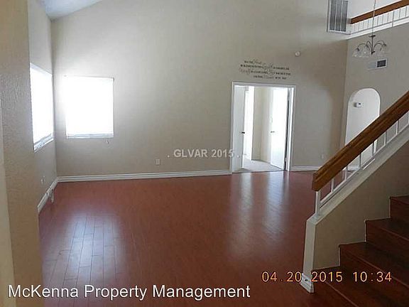 2nd image of 2724 Kennington Cir