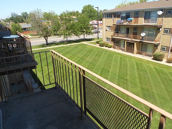 2nd image of 5127 W 79th St APT 3S