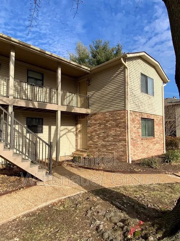 1 bed, 1.0 bath, 640 sqft, $1,195 — Photo 2