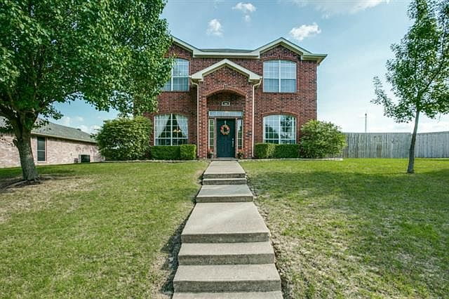 1st image of 100 Silvercreek Dr