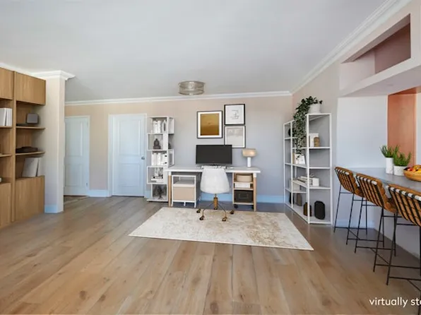 460 East 79th Street image 8 of 19