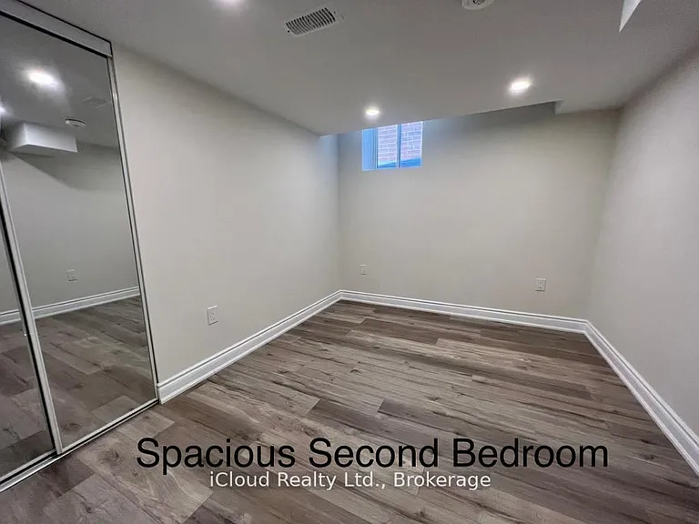 1410 Storey Dr #BASEMENT — Photo 5