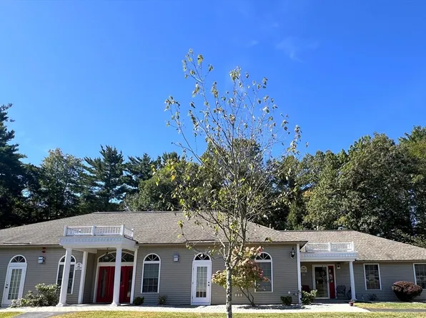 49 Lantern Ln #49, Kingston, NH 03848