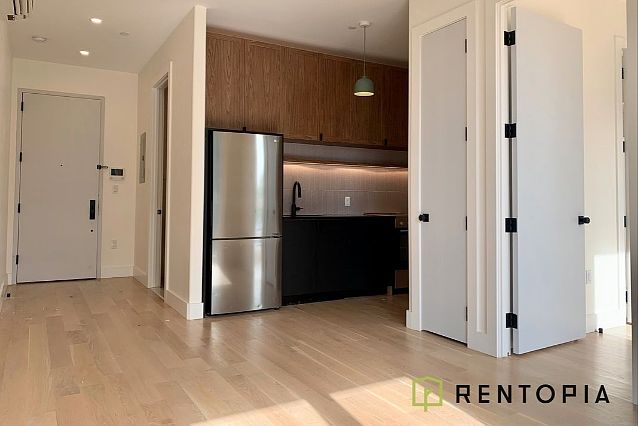 1st image of 420 Tompkins Ave #510