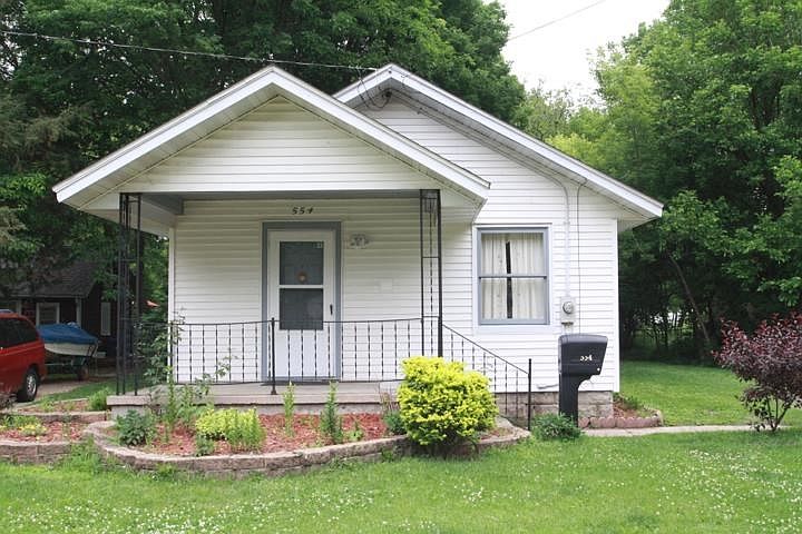 1st image of 554 E Pearl Ave