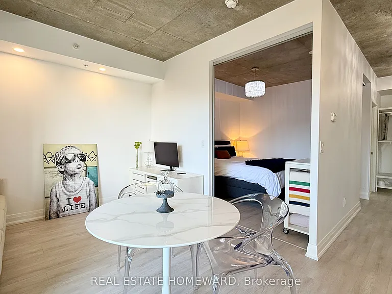 32 Camden St #706 — Photo 5