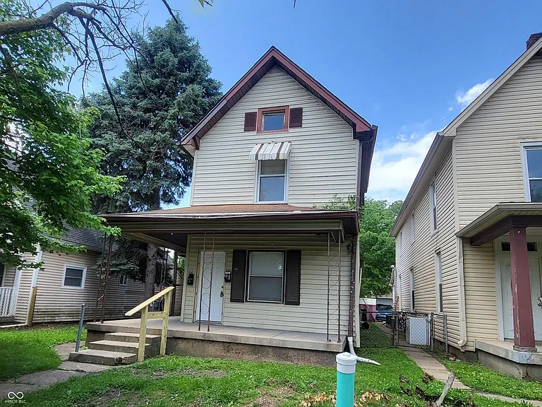 86 N Holmes Ave #A — Photo 2