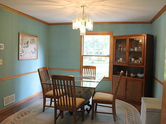 5th image of 891 Ludwig Dr