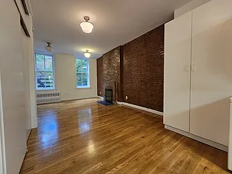 Rented by Plaza Real Estate Group