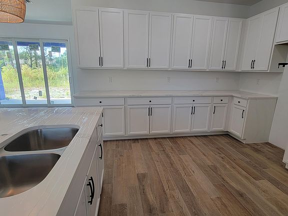 4th image of 3782 SW Kistler Street