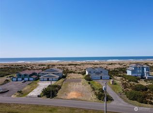 1047 Ocean Shores Blvd SW, Ocean Shores, WA 98569