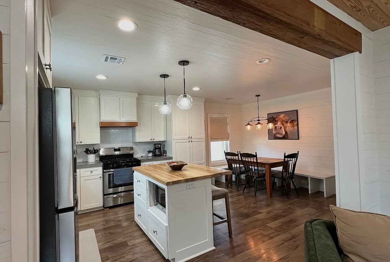 2 bed, 1180 sqft, $1,700 — Photo 4