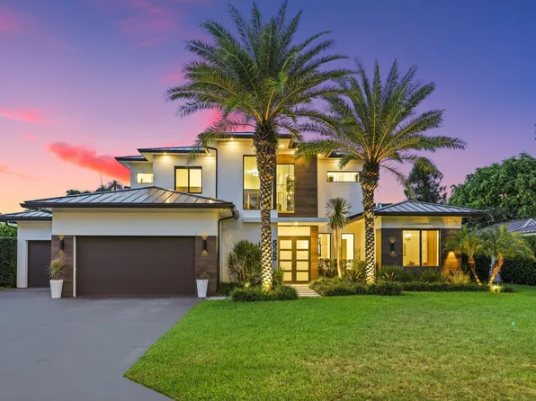 525 Whispering Pines Road, Boynton Beach, FL 33435