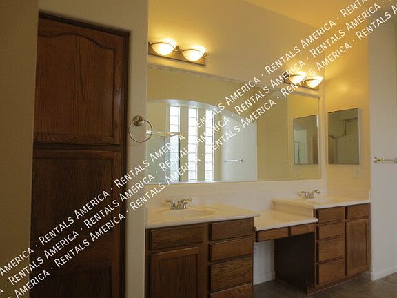 5th image of 3809 E Fruitvale Ave