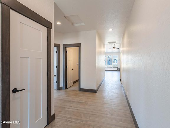 2nd image of 4475 E Savea Ln