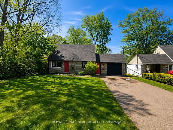 2nd image of 3767 Summit Ave