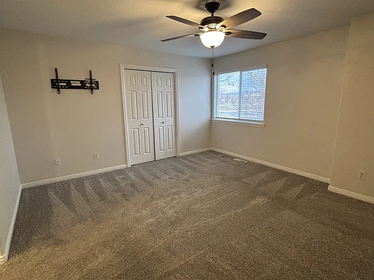 4102 E Smith Ranch Rd — Photo 15