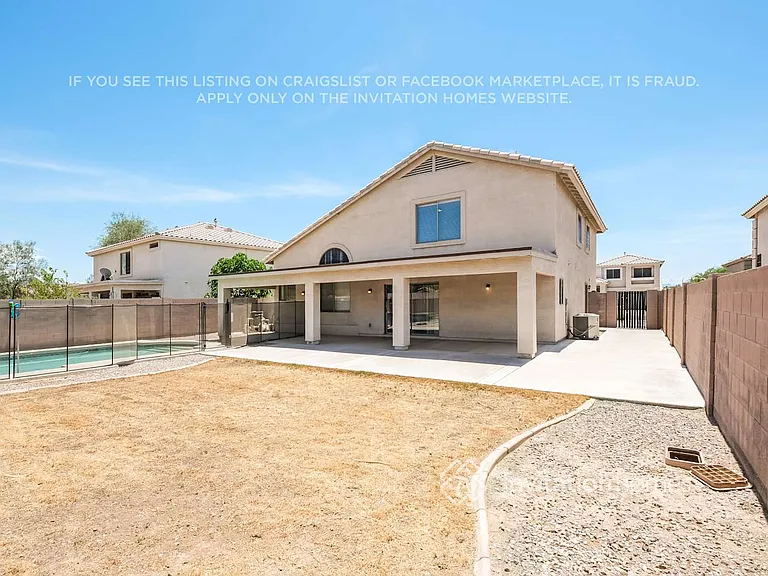 7914 W Claremont St — Photo 17