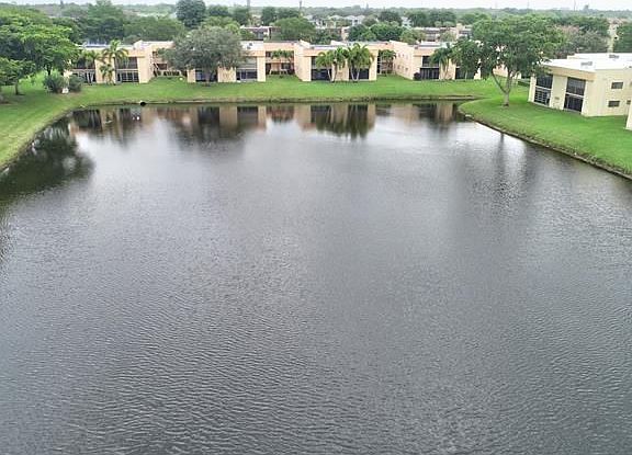 2nd image of 15090 Ashland Pl APT 177