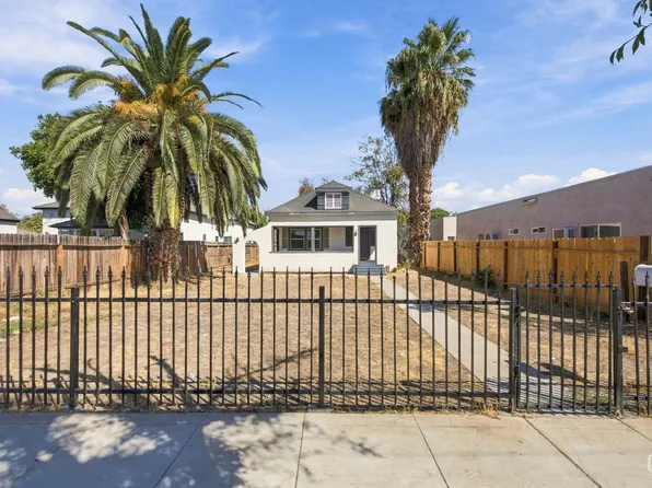 1802 Forrest St, Bakersfield, CA 93304
