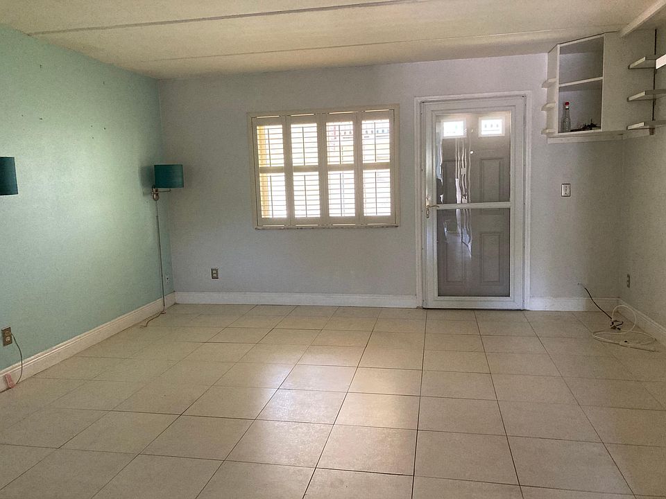 1st image of 55 Vining Ct APT 112
