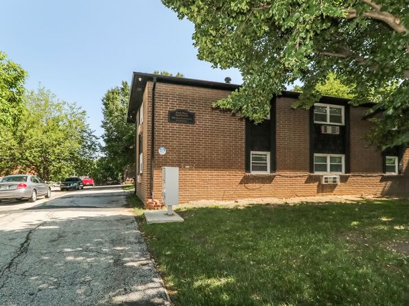 520 E Park St APT 15