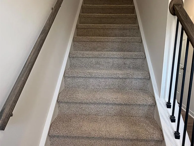 655 13th Avenue Dr NE — Photo 11
