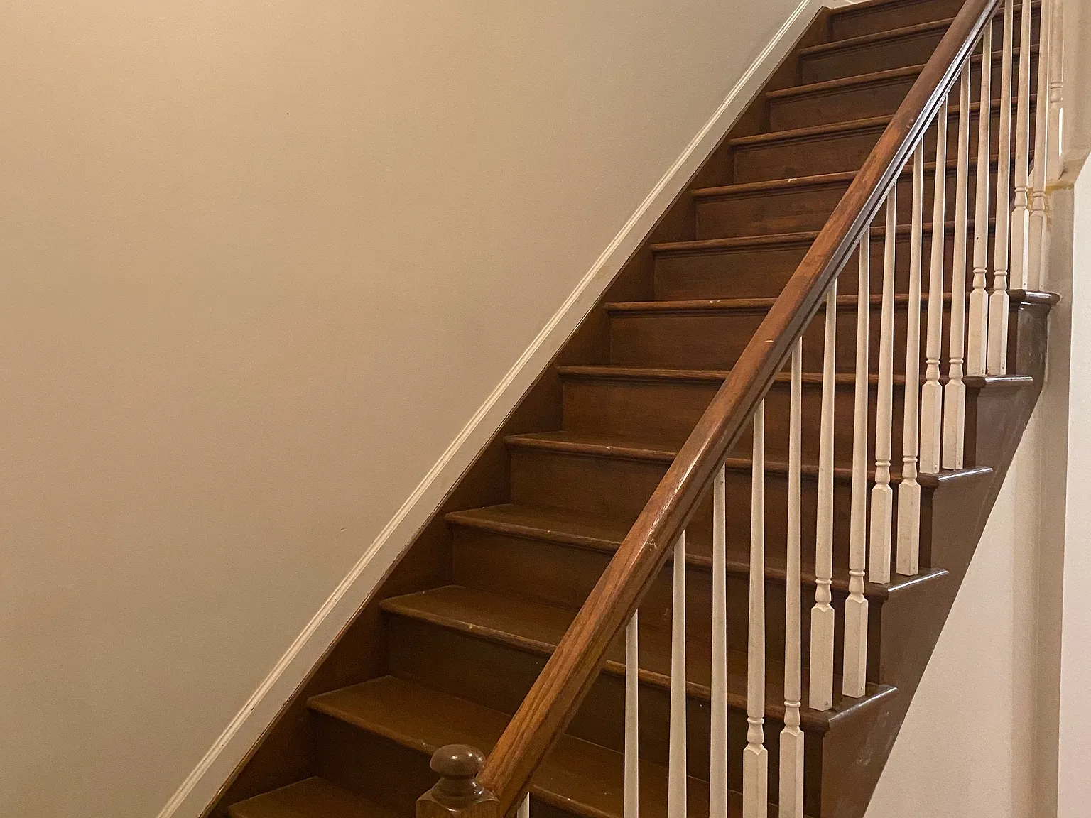 4 bed, 3000 sqft, $3,950 — Photo 2