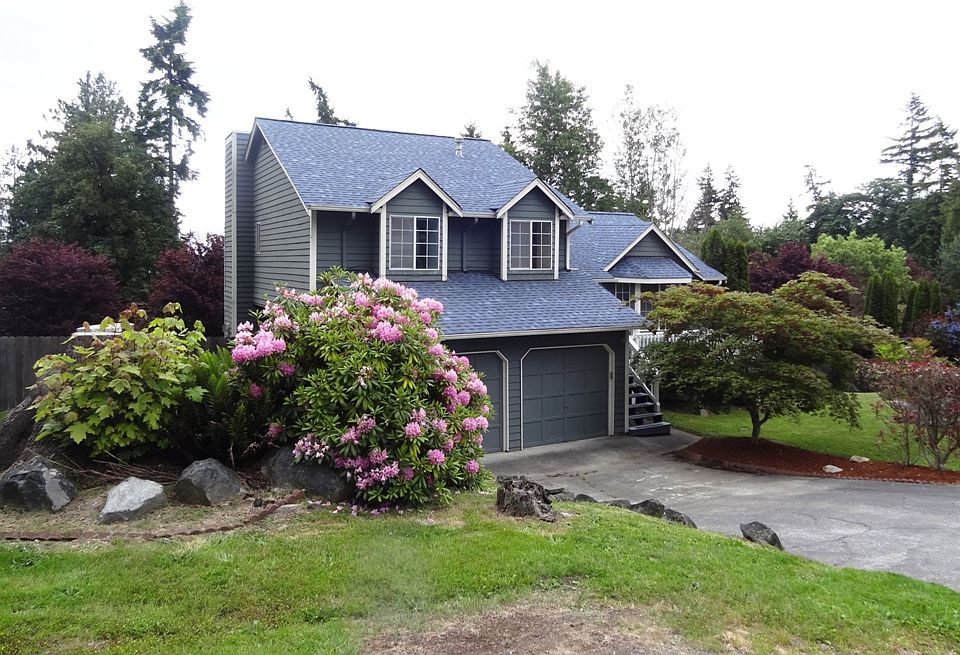 1st image of 7287 Varsity Ln NE