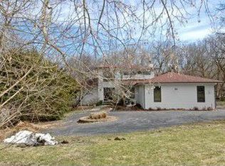 4506 Hillside Ct, Crystal Lake, IL 60012